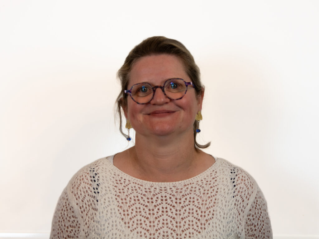 Angélique SEYER, Adjointe